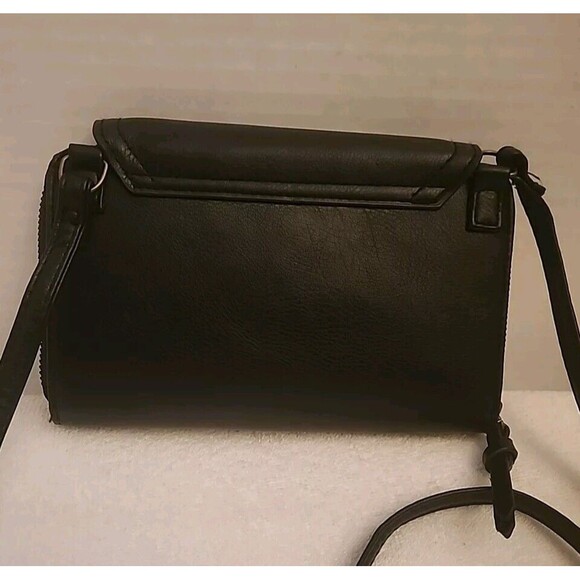 Sonama Goods For Life Arista RFID-Blocking Wallet On A String - Picture 2 of 8